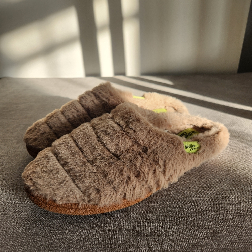 Western Chief Ester Slipper Size 9